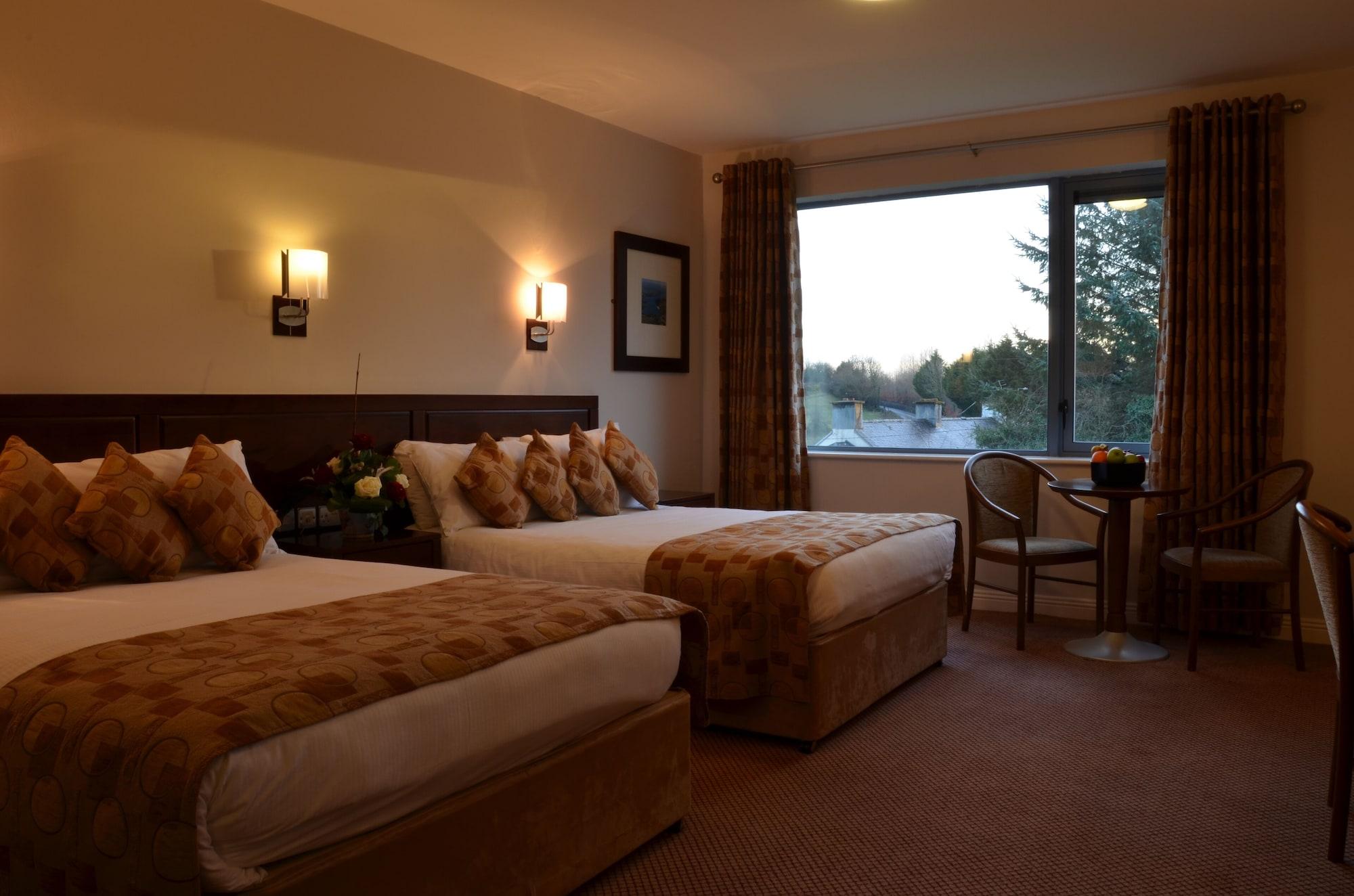Kiltimagh Park Hotel Buitenkant foto