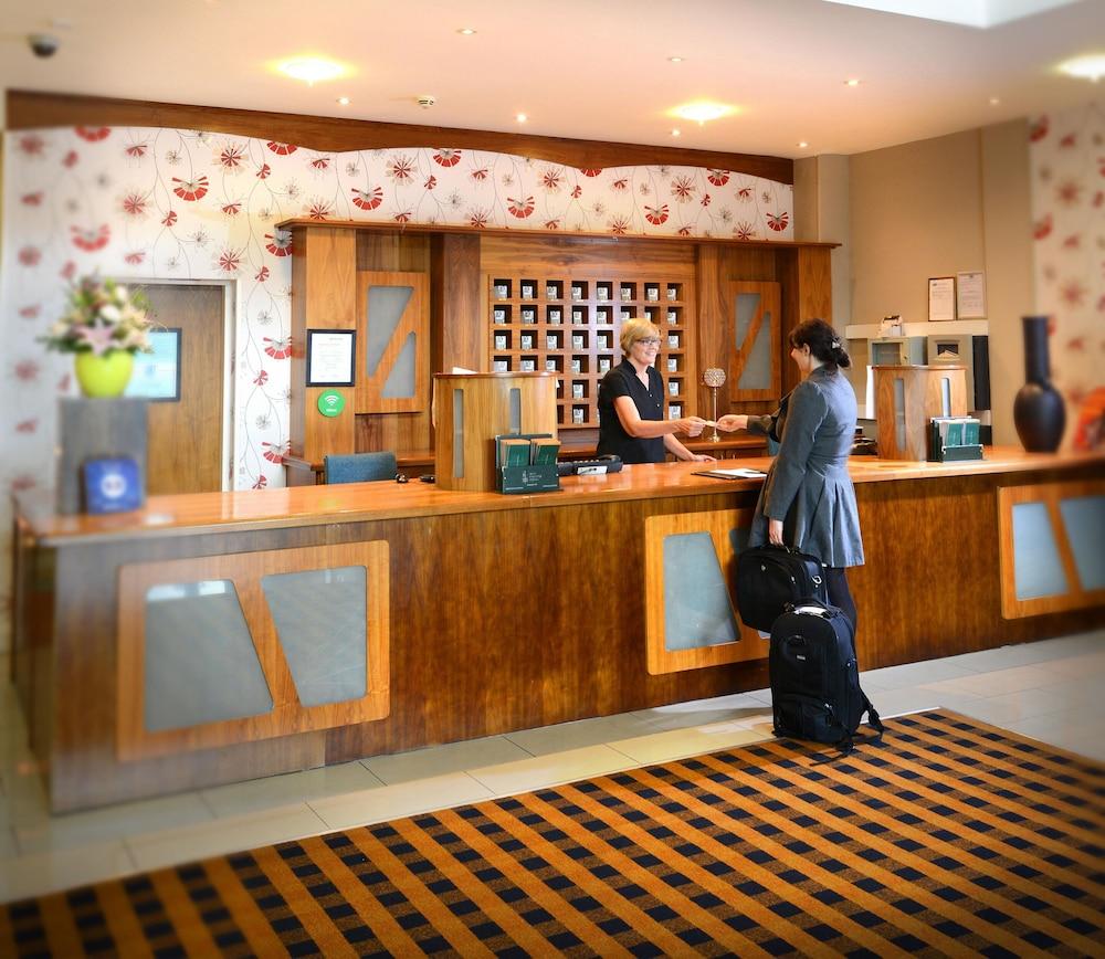 Kiltimagh Park Hotel Buitenkant foto